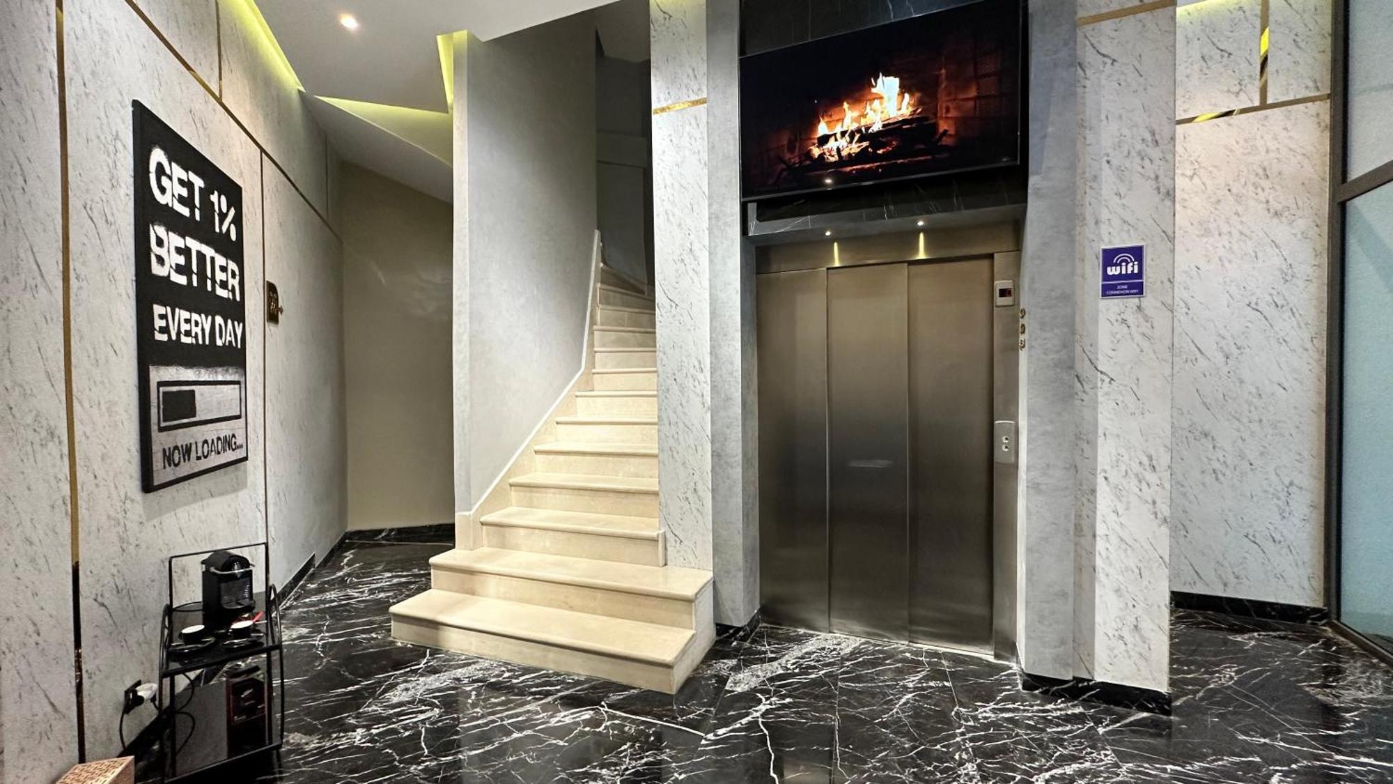 Zen Suites Hotel Massira Casablanca Bagian luar foto