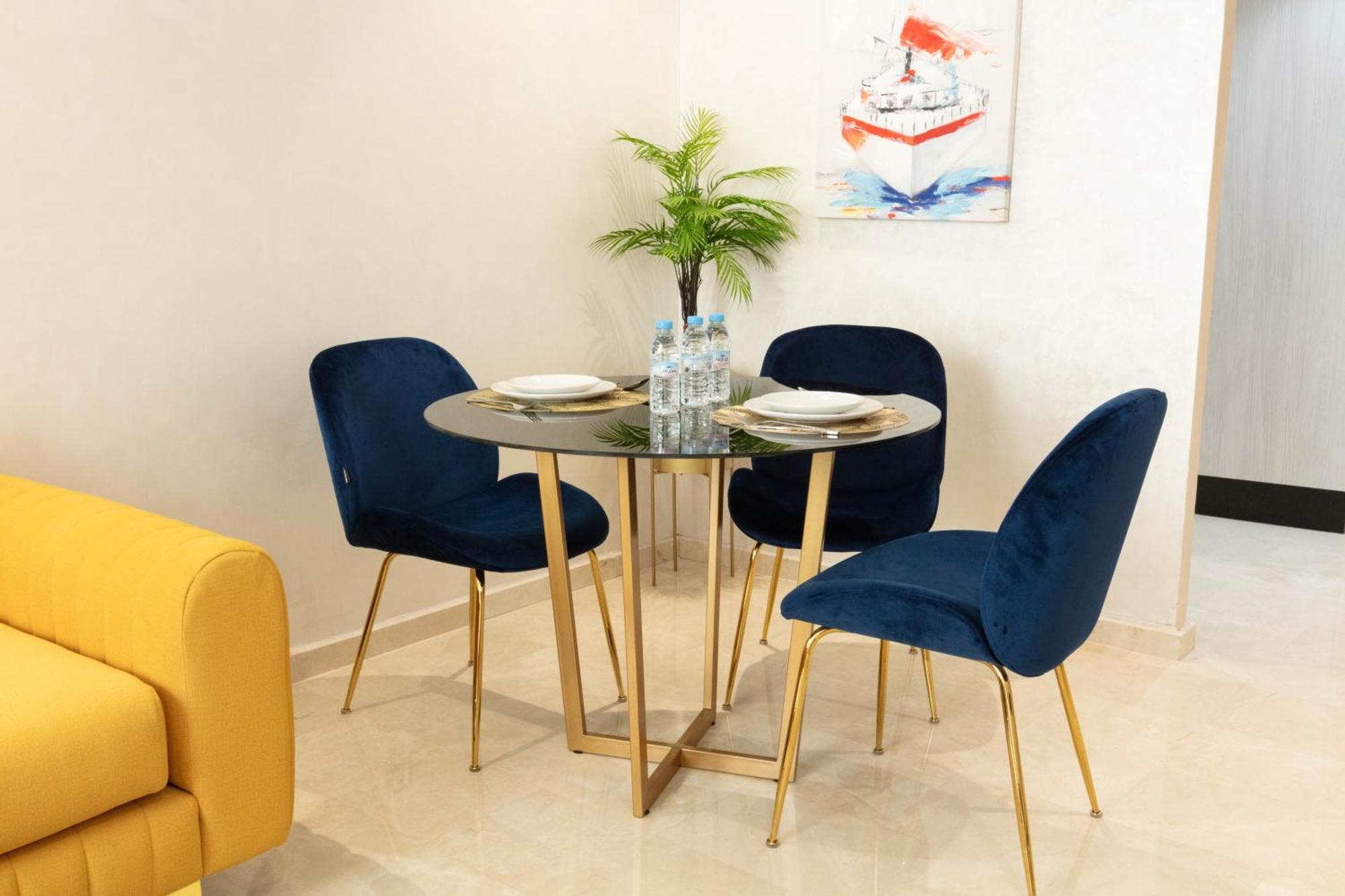 Zen Suites Hotel Massira Casablanca Bagian luar foto